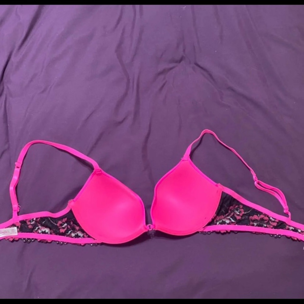 Bra - Picture 2 of 3